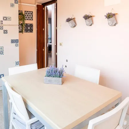 Giardinello Apartment *